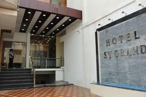 Hotel S V Grand Varanasi Luaran gambar